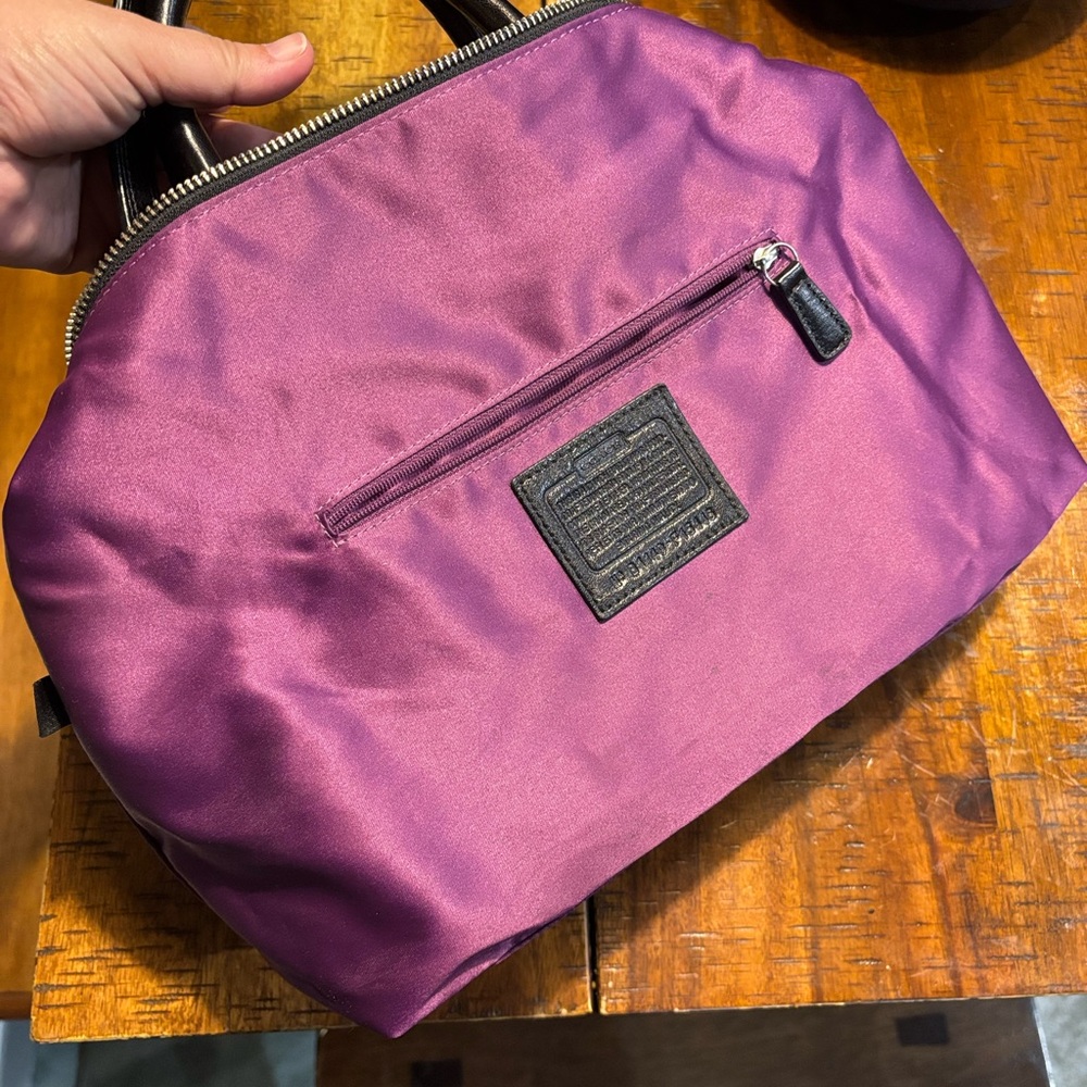 Coach - Picture 6 of 11